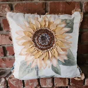 House & Garden Sunflower Decorative Throw Pillow Fringe Trim Farmhouse 18"